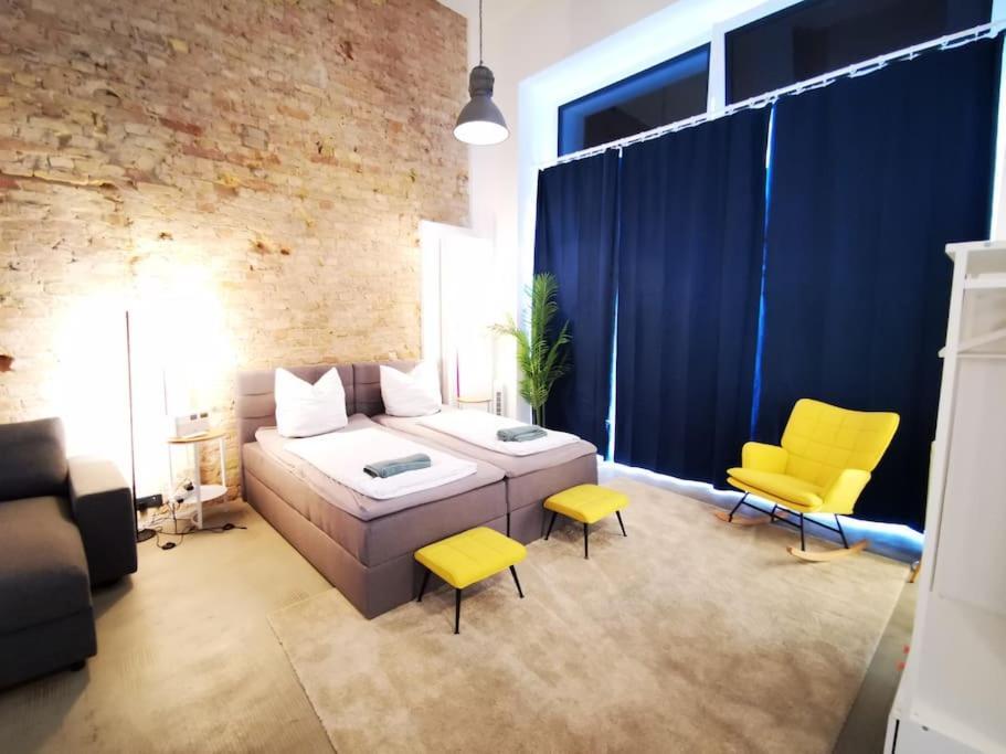 Appartement Sc 00 Loft By Rockchair L Superhost Status L Unique & Style Loft 205 Sqm 2 Floors Tablefootball Tabletennis 3 Bathrooms Boxspringbeds Welcomes You!