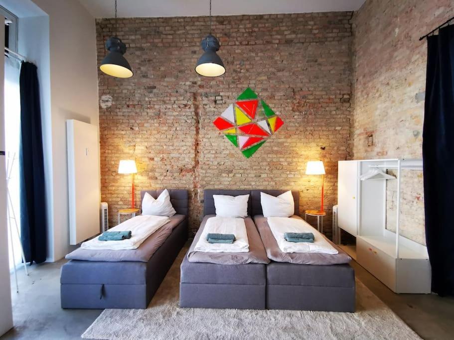 Appartement Sc 00 Loft By Rockchair L Superhost Status L Unique & Style Loft 205 Sqm 2 Floors Tablefootball Tabletennis 3 Bathrooms Boxspringbeds Welcomes You! Berlin