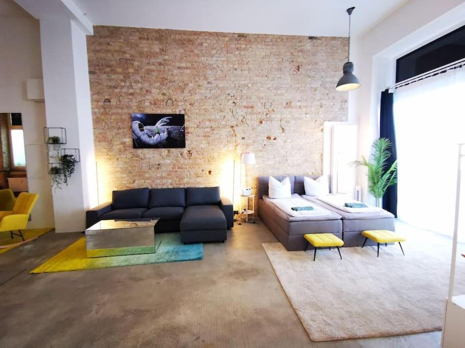 Appartement Sc 00 Loft By Rockchair L Superhost Status L Unique & Style Loft 205 Sqm 2 Floors Tablefootball Tabletennis 3 Bathrooms Boxspringbeds Welcomes You!